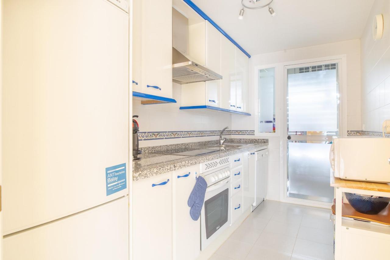 2261-Superb Apt On The Beach, On Duquesa Harbour 마닐바 외부 사진