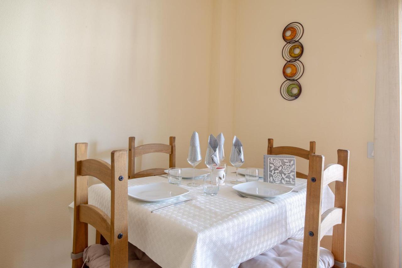 2261-Superb Apt On The Beach, On Duquesa Harbour 마닐바 외부 사진