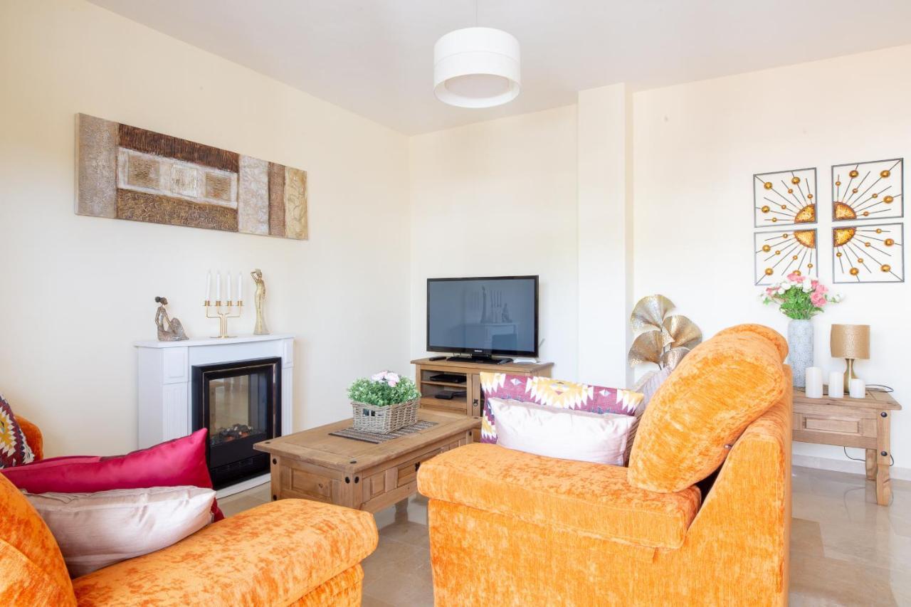 2261-Superb Apt On The Beach, On Duquesa Harbour 마닐바 외부 사진